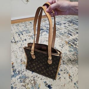Authentic Louis Vuitton purse